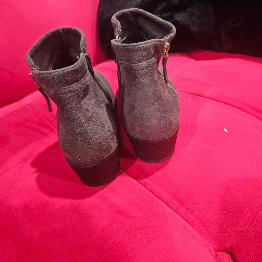 Gray booties - Picture 3 of 4